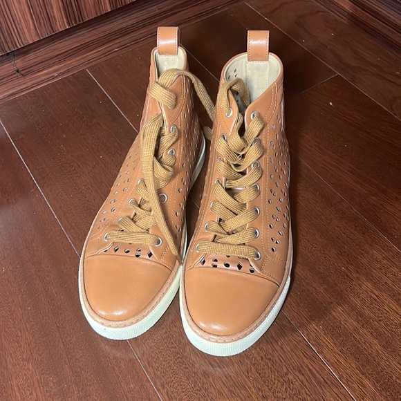 Hermes tan sneaker 36.5 - Picture 4 of 5